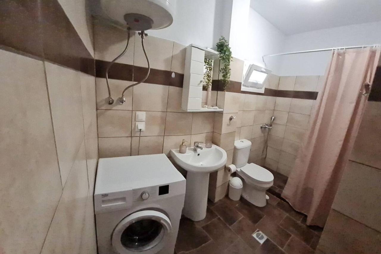 Lia'S Studio Skotina Bagian luar foto